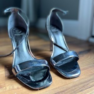 Guess strapped heels